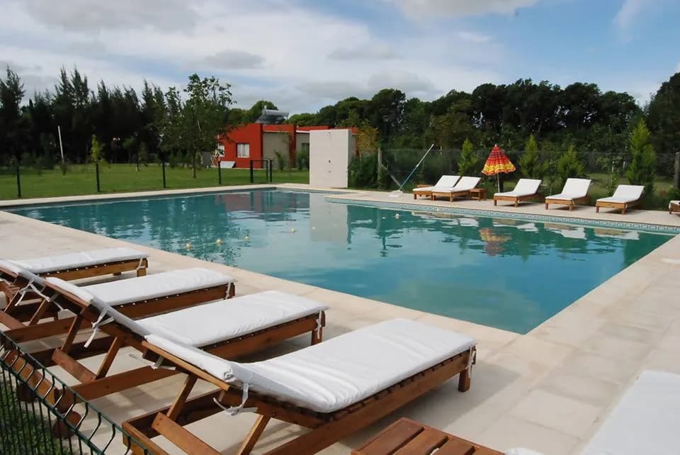 Swimming pool and solarium
